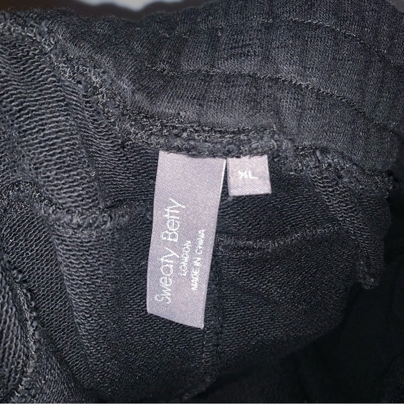 Sweaty Betty Essentials Set - Picture 8 of 8